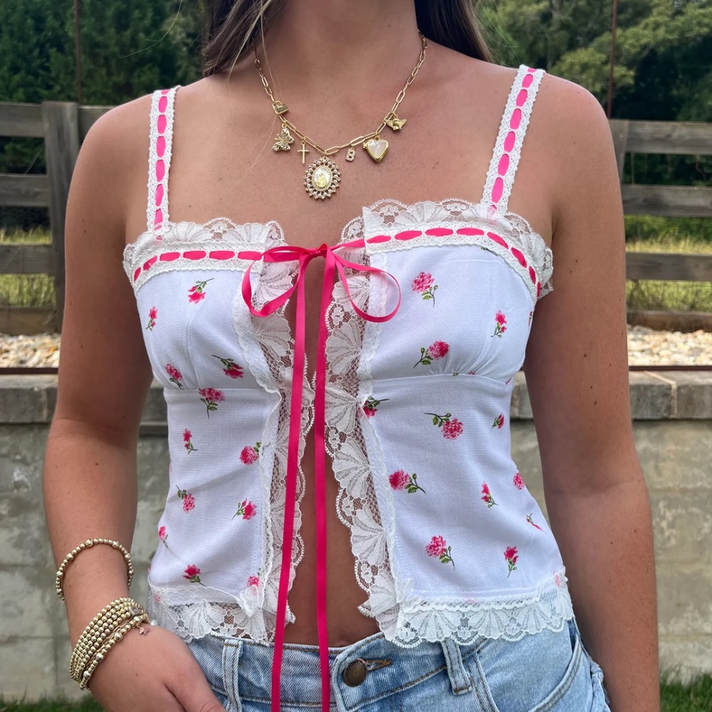 floral middle tie top